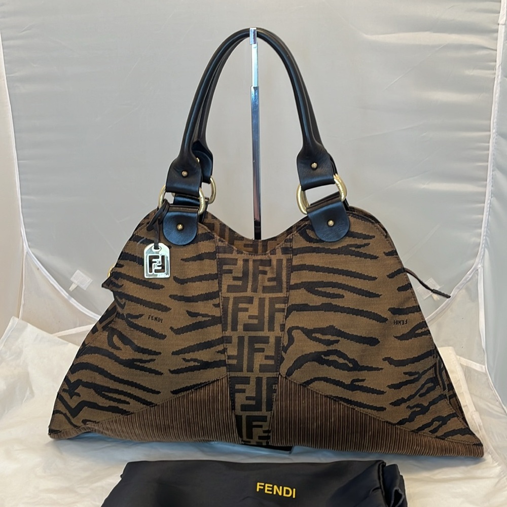 Fendi Devil Trapezio handbag